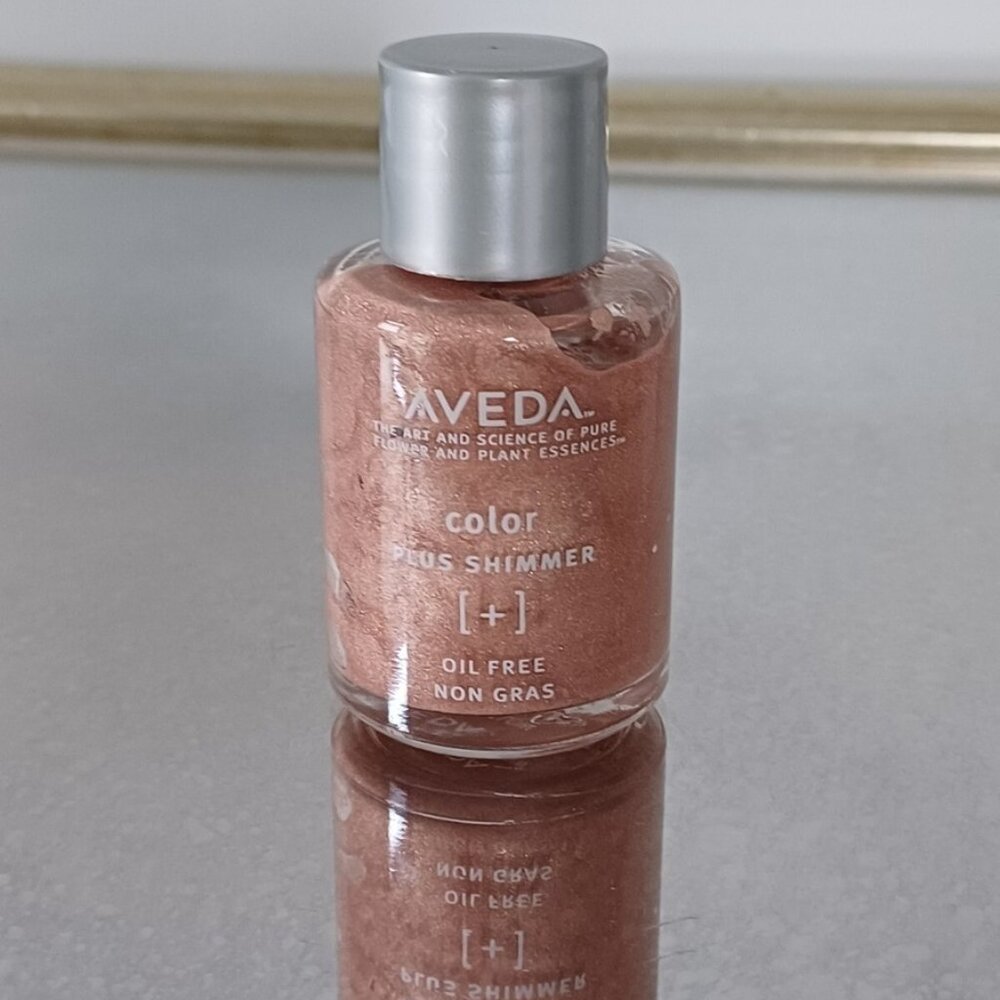 RARE Aveda Color Plus Shimmer Oil Free Universal Glow Highlighter